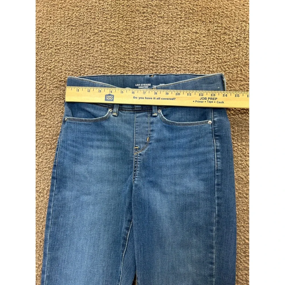 Levi Strauss Signature Shaping Perfect Pull-On Skinny Jeans Medium Wash Size 4 S